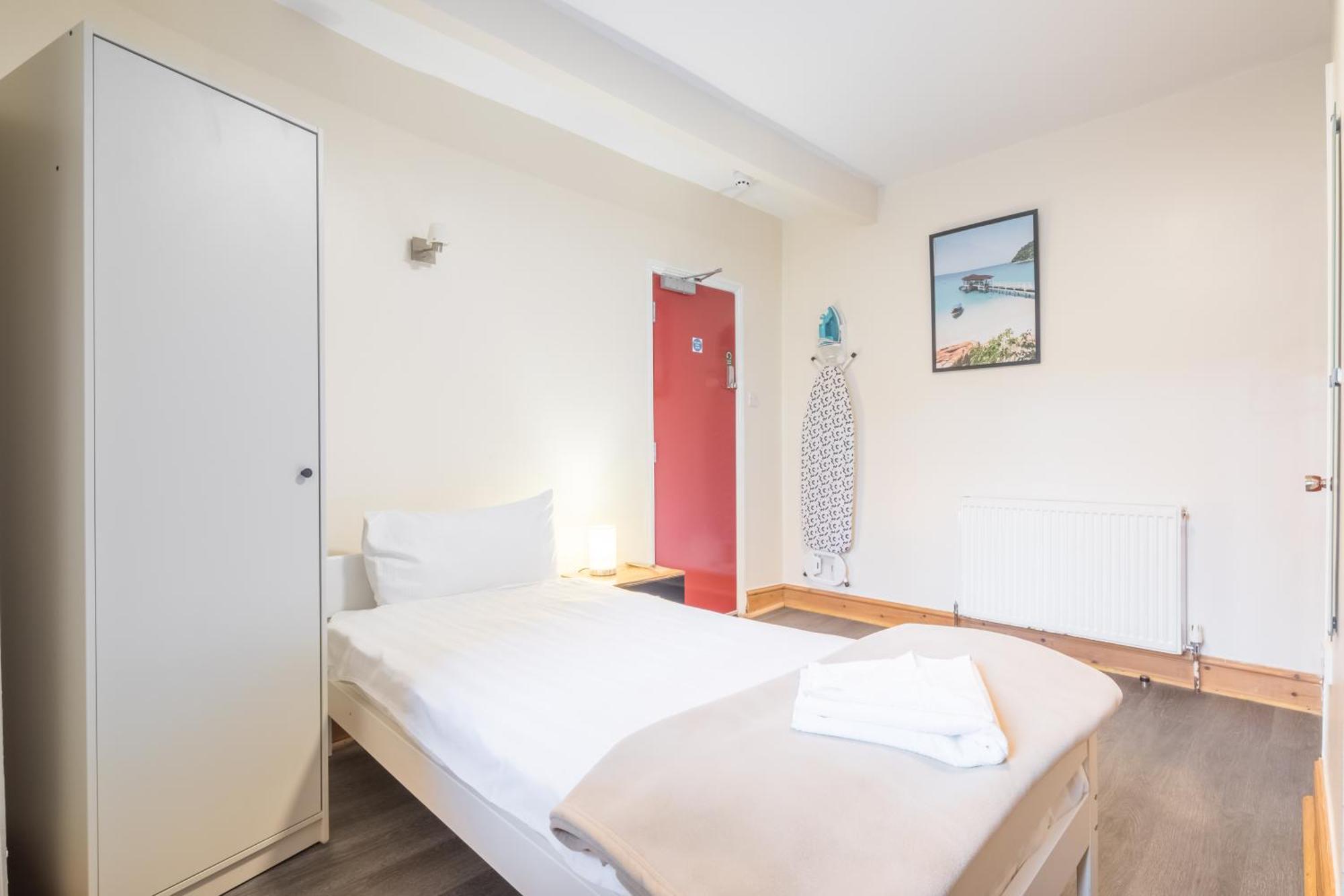 Rasa Sayang House - Self-Check-In Guesthouse Оксфорд Экстерьер фото